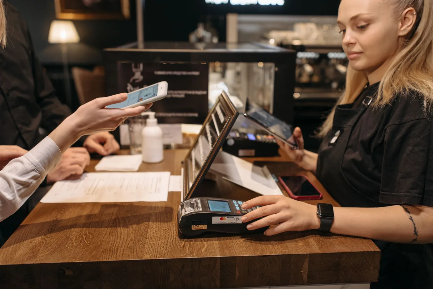 Mobilní aplikace a platební terminál jako alternativa ke klasické pokladně